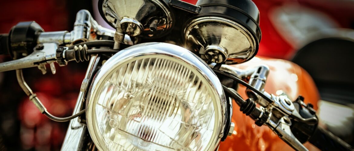 Trwałość folii do oklejania kufrów motocyklowych